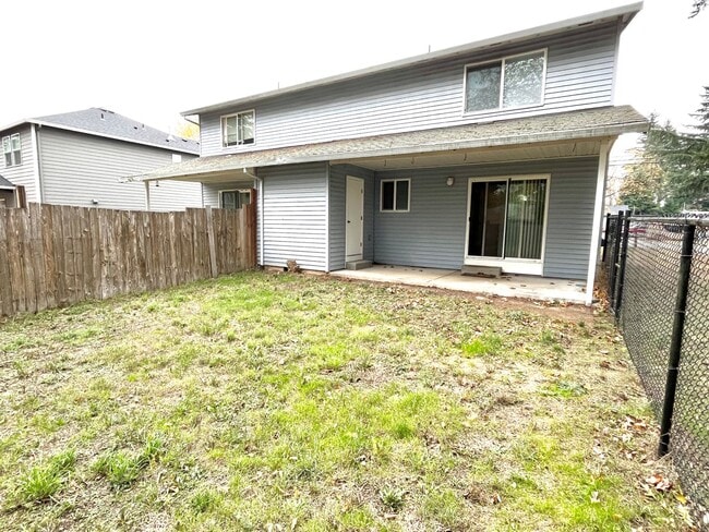 Building Photo - Centennial Neighborhood Newer Construction 2-Story Home with Attached Garage, Huge Fenced Yard!