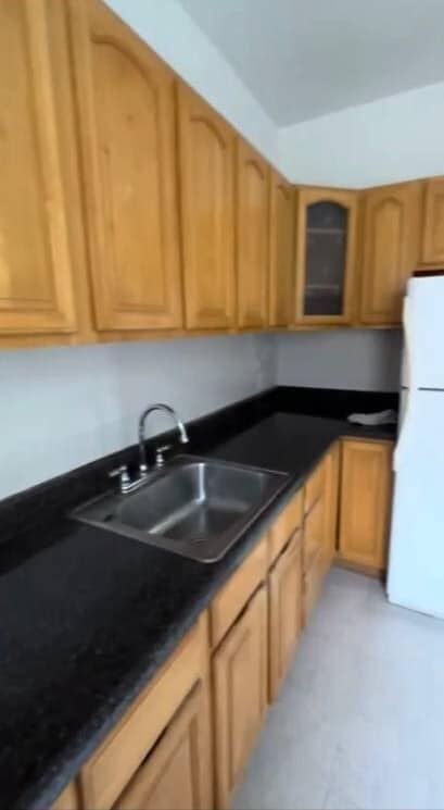 Building Photo - 1959 Fowler Ave