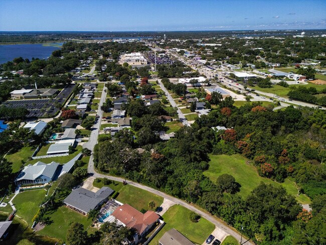 Building Photo - 919 Avenue South Southeast-SI FL1-ID1325030P