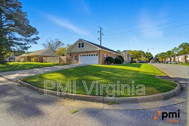 Building Photo - 436 Longleaf Rd