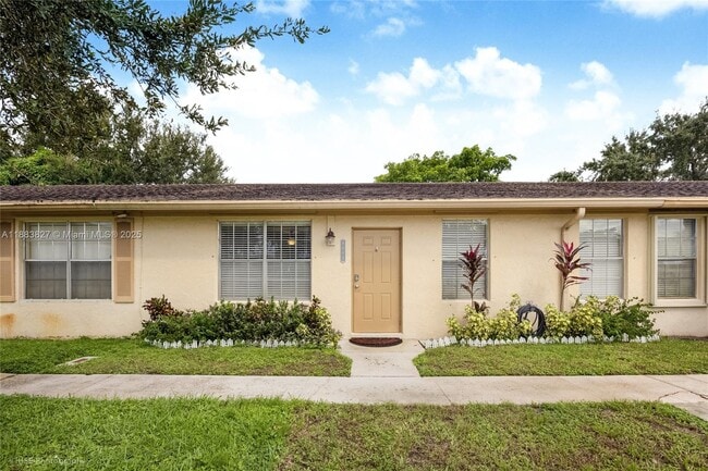 Building Photo - 8004 SW 20th Pl