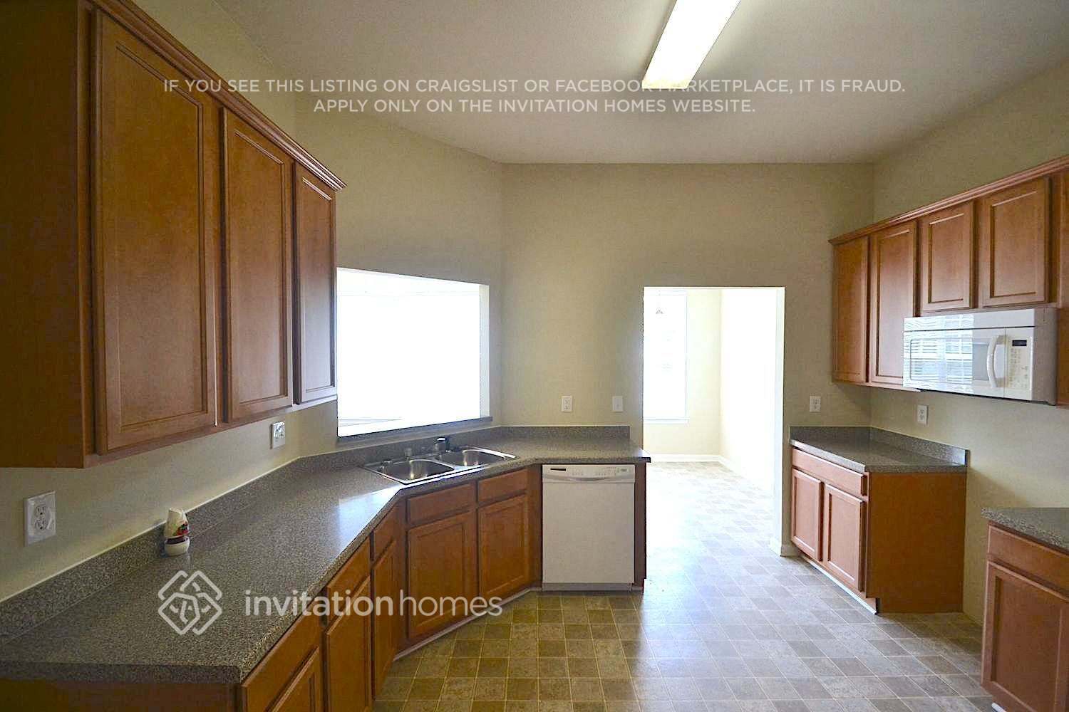 Building Photo - 502 Whitney Way