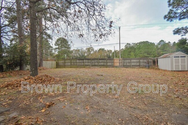 Building Photo - 1651 Greenock Ave