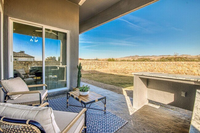 Building Photo - 6716 Rio Haciendas