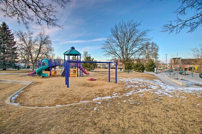 Building Photo - 3976 Utica St