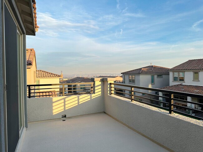 Building Photo - 11585 Salt Creek Ave