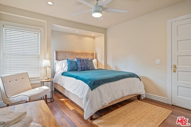 Building Photo - 38 19th Ave