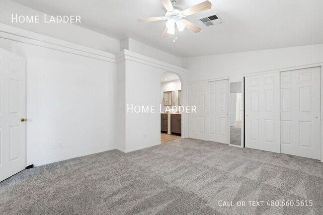 Building Photo - 10452 W Arivaca Dr