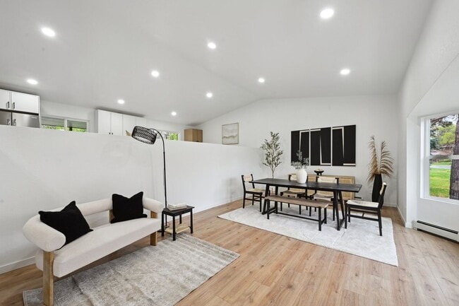 Building Photo - 11351 Quivas Way