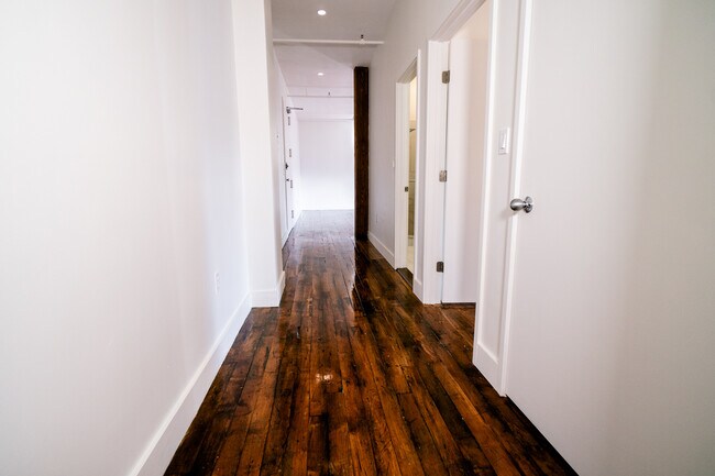 Building Photo - 791 Tremont St