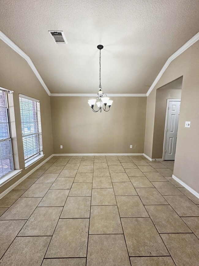 Building Photo - 19523 Country Mountain Ct