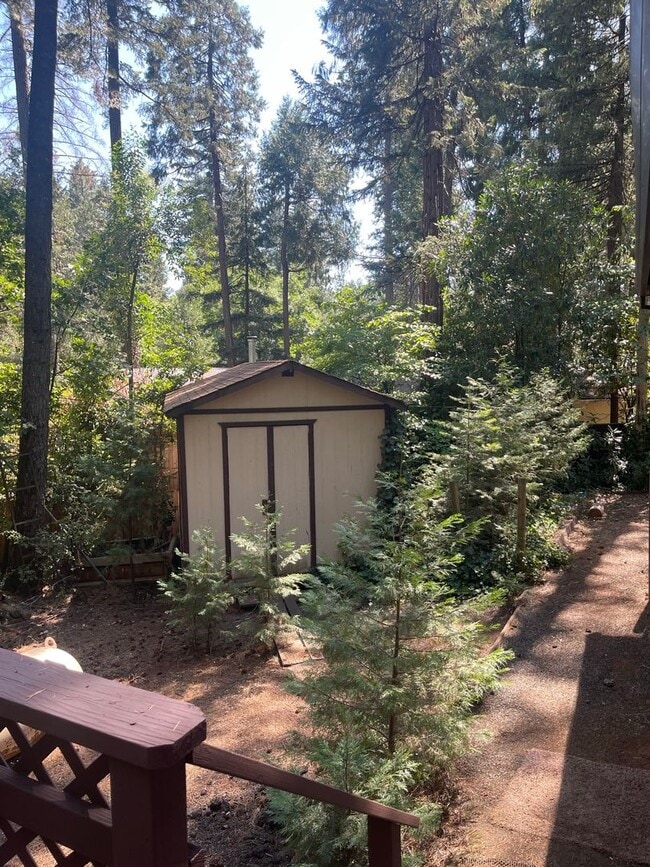 Building Photo - Upper Magalia Cute & clean 2 bed, 2 bath, storage shed, natural landscaping