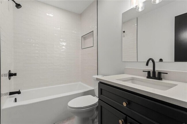 Building Photo - 1283 Townley Pl