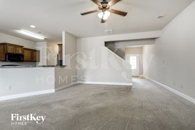 Building Photo - 111 Northfield Cir