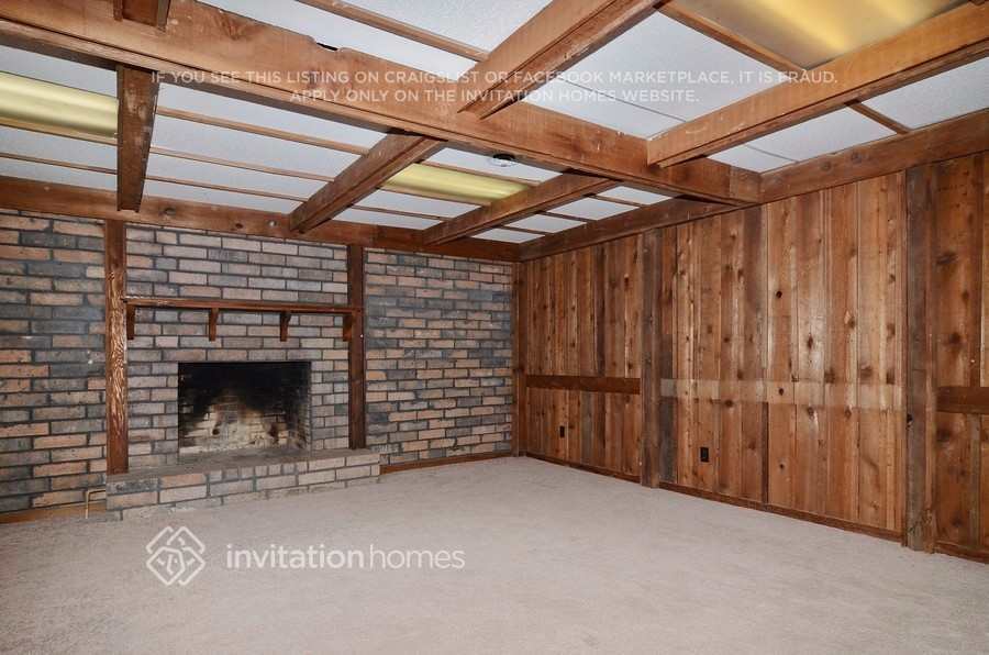 Building Photo - 6212 Shallowford Way