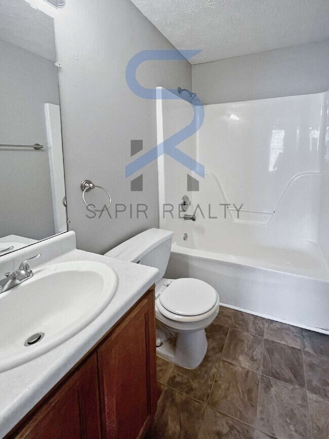 Building Photo - 5866 Trent Walk Dr