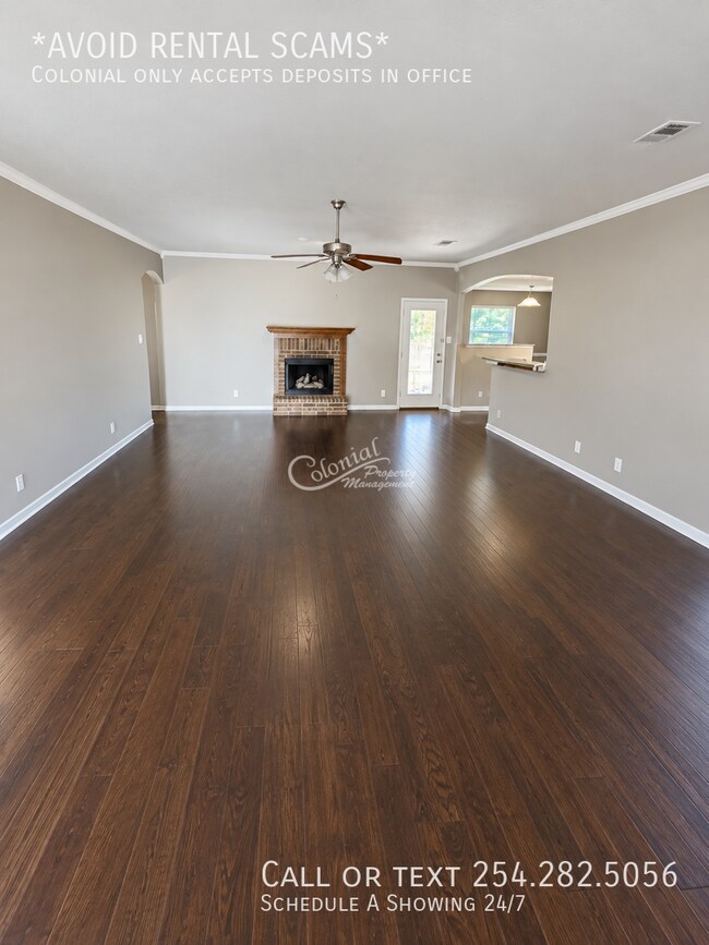 Building Photo - 2705 Montague County Dr