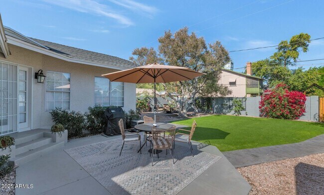 Building Photo - 60 E Hoover Ave