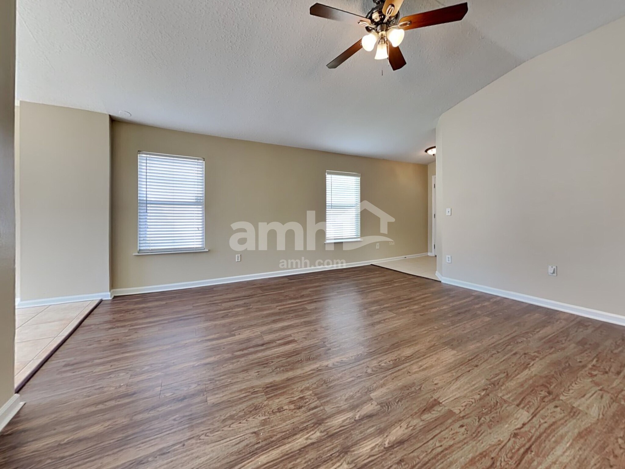 Building Photo - 12712 Daylight Trl