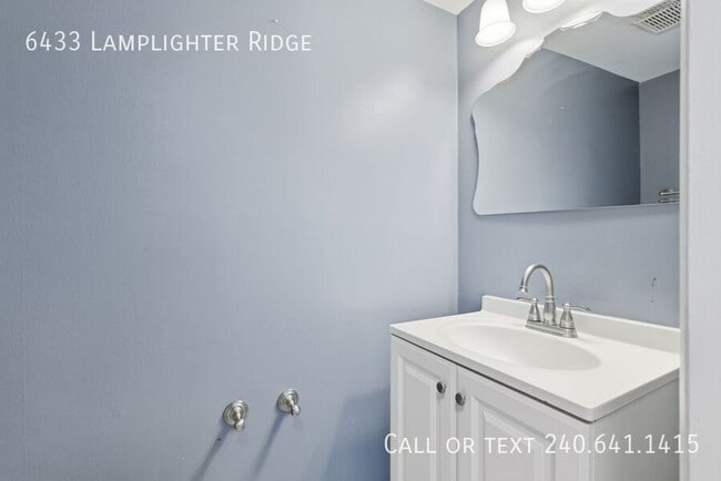 Building Photo - 6433 Lamplighter Ridge