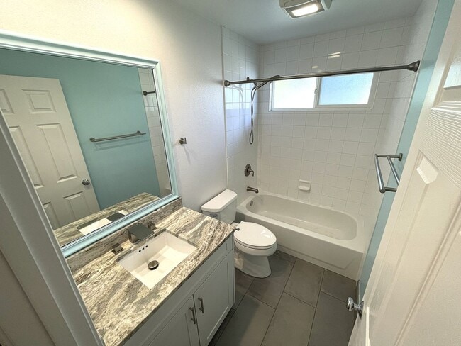 Building Photo - Central Kihei - Pi?ilani Villages 3 Bed 2 Bath Unfurnished Home with High end Finishes & Family-F...