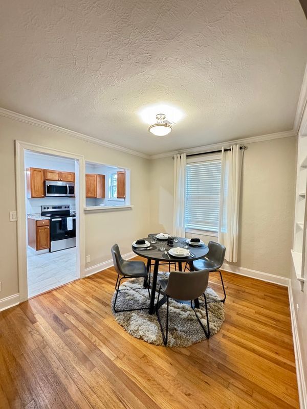 Building Photo - 1631 Thacker Ave