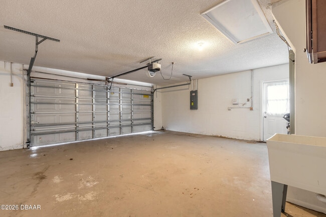 Building Photo - 10 Cormorant Ct