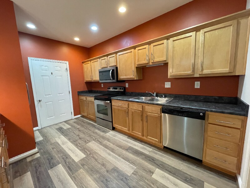 Building Photo - 346 S Dorsey Ln