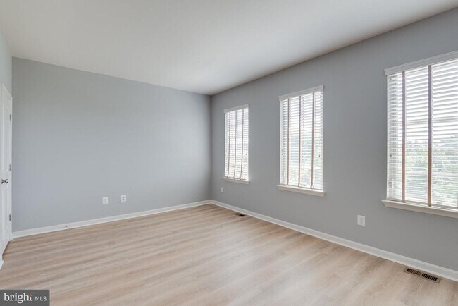 Building Photo - 42270 Yancey Terrace