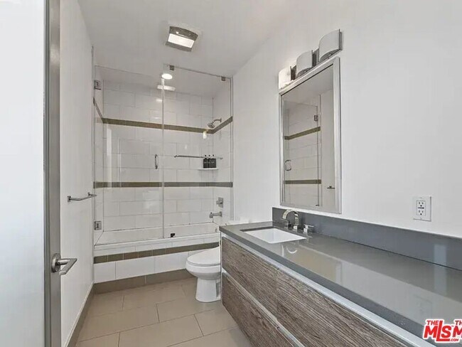 Building Photo - 6728 W Hepburn Way