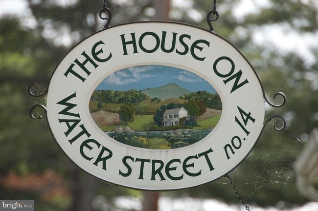 Primary Photo - 14 Water St
