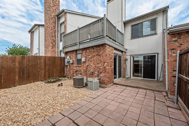 Building Photo - 2203 Salem Dr