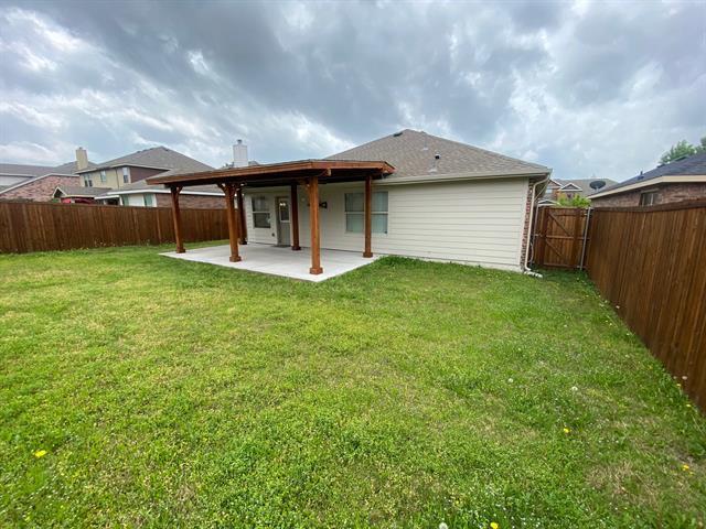Building Photo - 135 Prairie View Dr