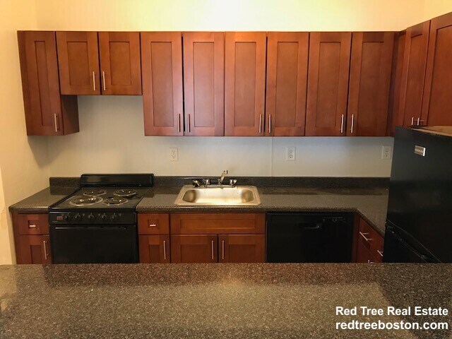 Building Photo - 33 Lancaster Terrace