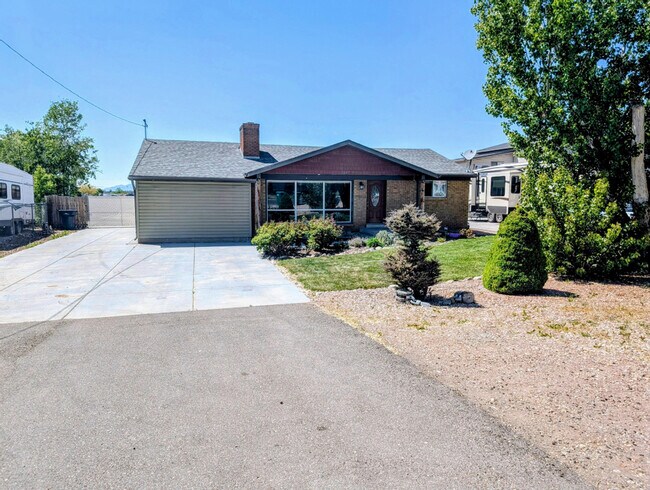 Building Photo - Harrisville