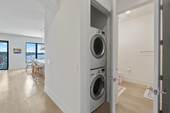 Building Photo - 15260 TX-105