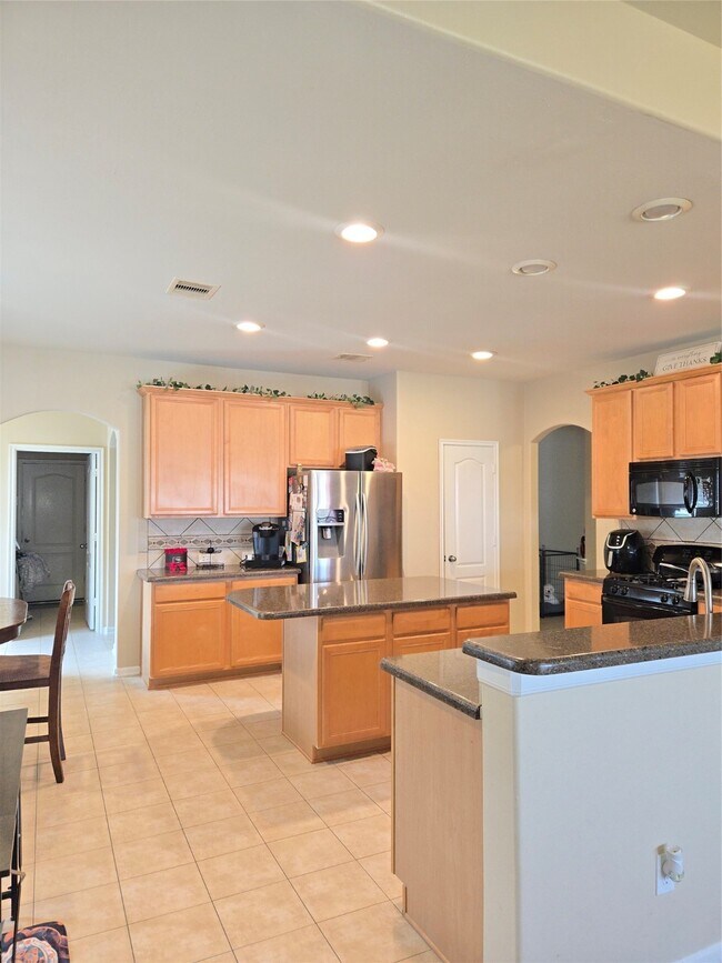 Building Photo - 20618 Saddleback Chase Ln