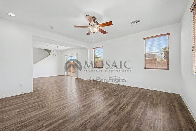 Building Photo - 599 S Buena Vista Ct