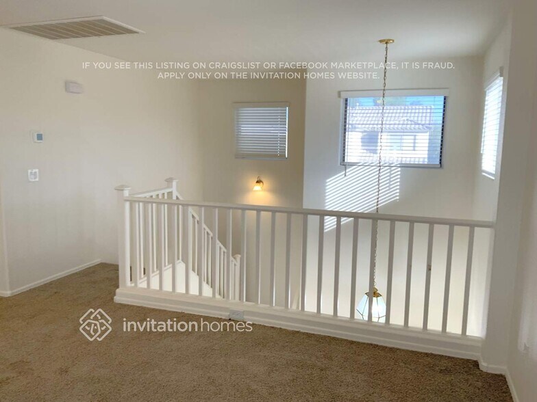 Building Photo - 12855 W Alvarado Rd