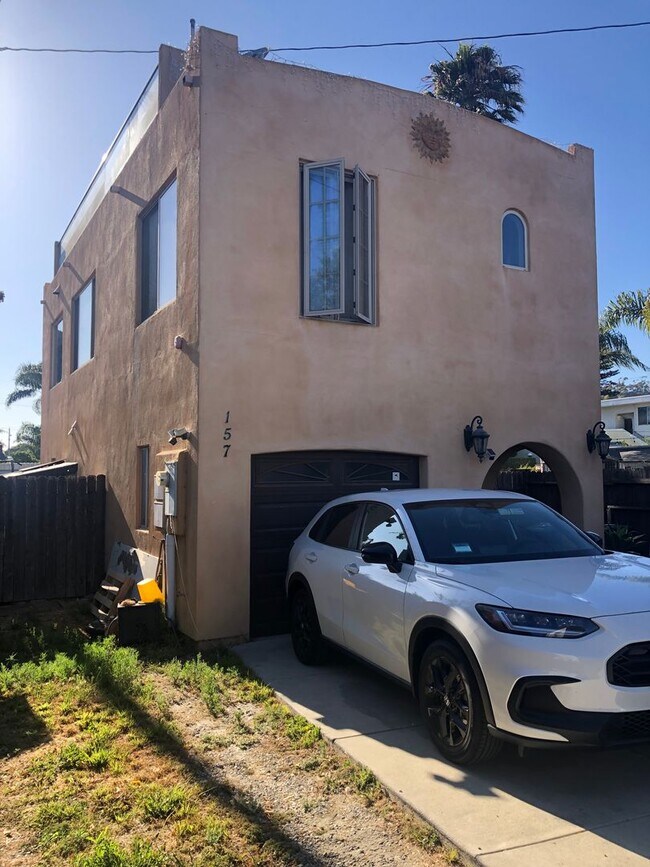 Building Photo - Downtown Ventura - Two bedroom, two bath w/ Rooftop Deck