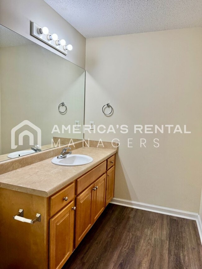 Building Photo - Tuscaloosa, AL Home For Rent. COMING SOON!!!