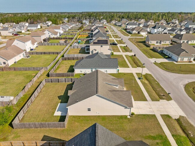 Building Photo - Welcome to Sterling Farms!