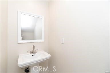 Building Photo - 225 N San Antonio Ave