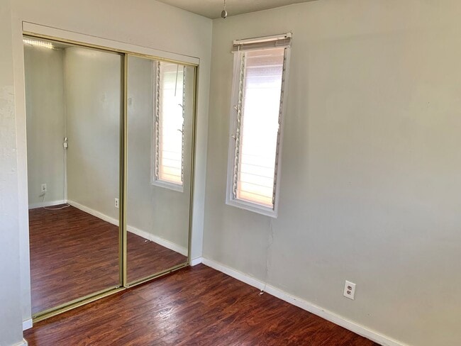 Building Photo - 938 Makiki St