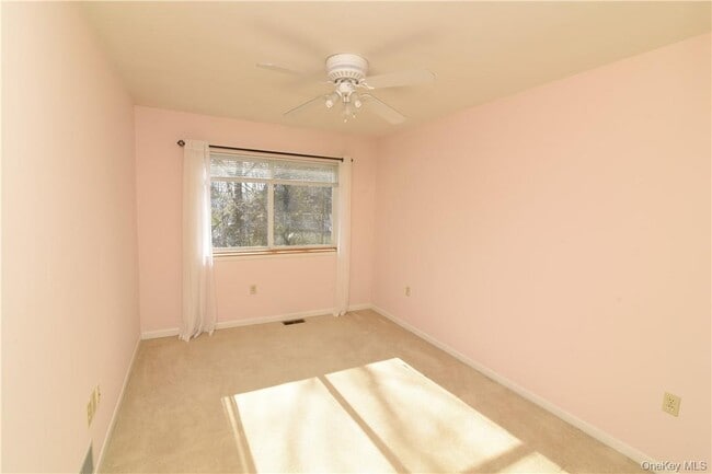 Building Photo - 1403 Eagles Ridge Rd