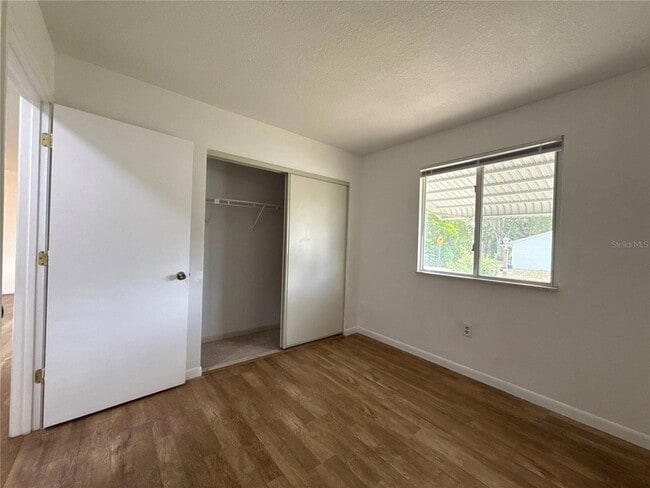 Building Photo - 8942 SW 109th Ln