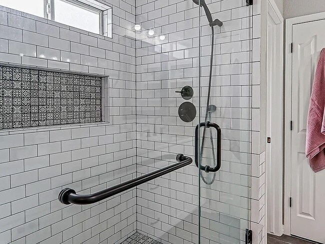 Building Photo - 6776 Copper Ridge Dr