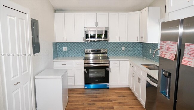 Building Photo - 45 Gumbo Limbo Ave