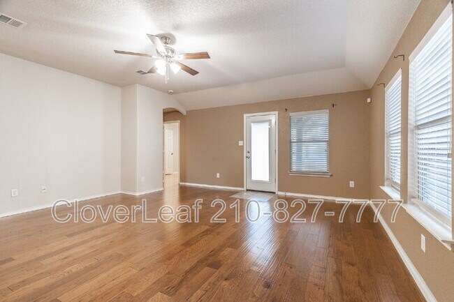 Building Photo - 8439 Painted Wagon