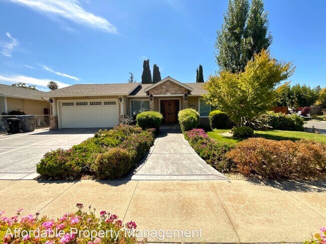 Primary Photo - 4 br, 3 bath House - 2820 Donizetti Court